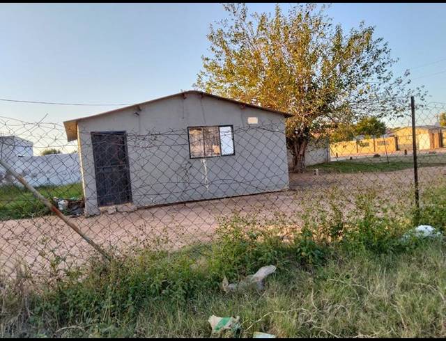 2 BEDROOM HOUSE FOR SALE IN MAMELODI EAST